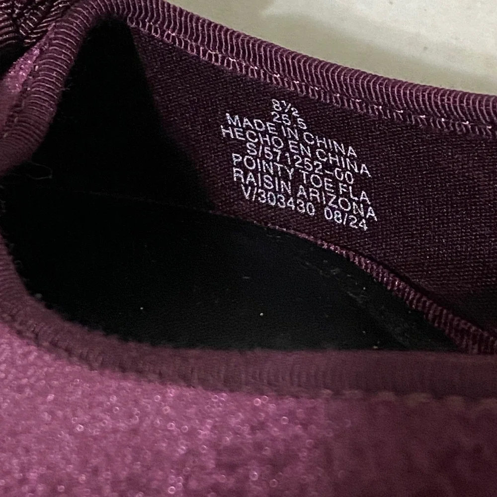 Old Navy Women Velvet Pointy Toe Flats Raisin Arizona Purple Bow Sz 8.5 Coquette